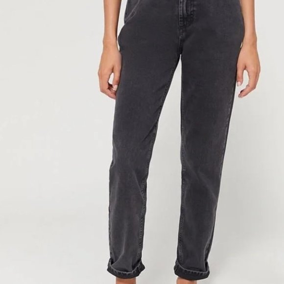 BDG Urban Outfitters Mom Jeans - Picture 2 of 2